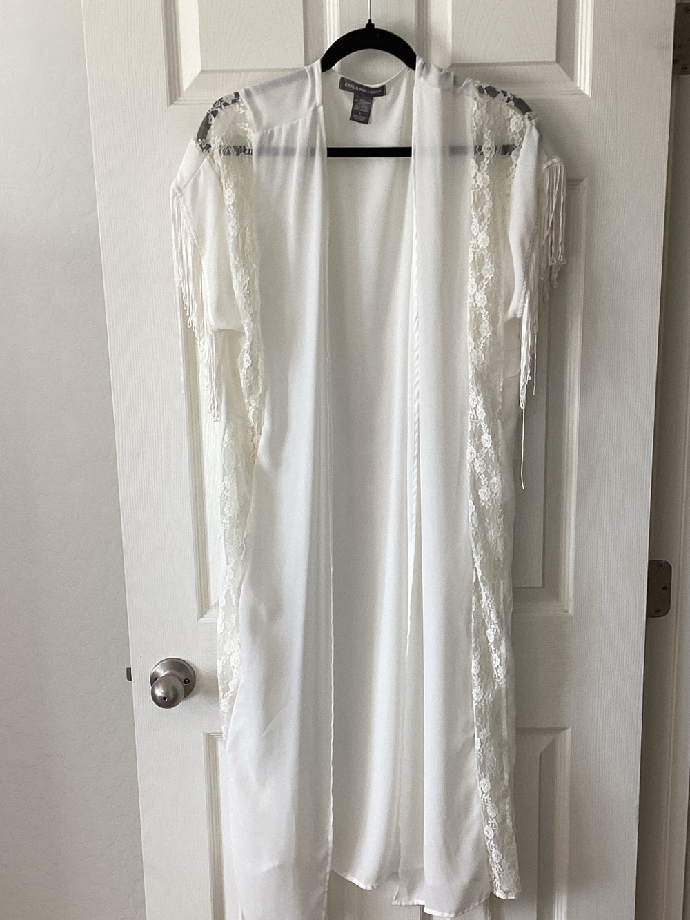 Kate & Mallory White and Black Sleeveless Top